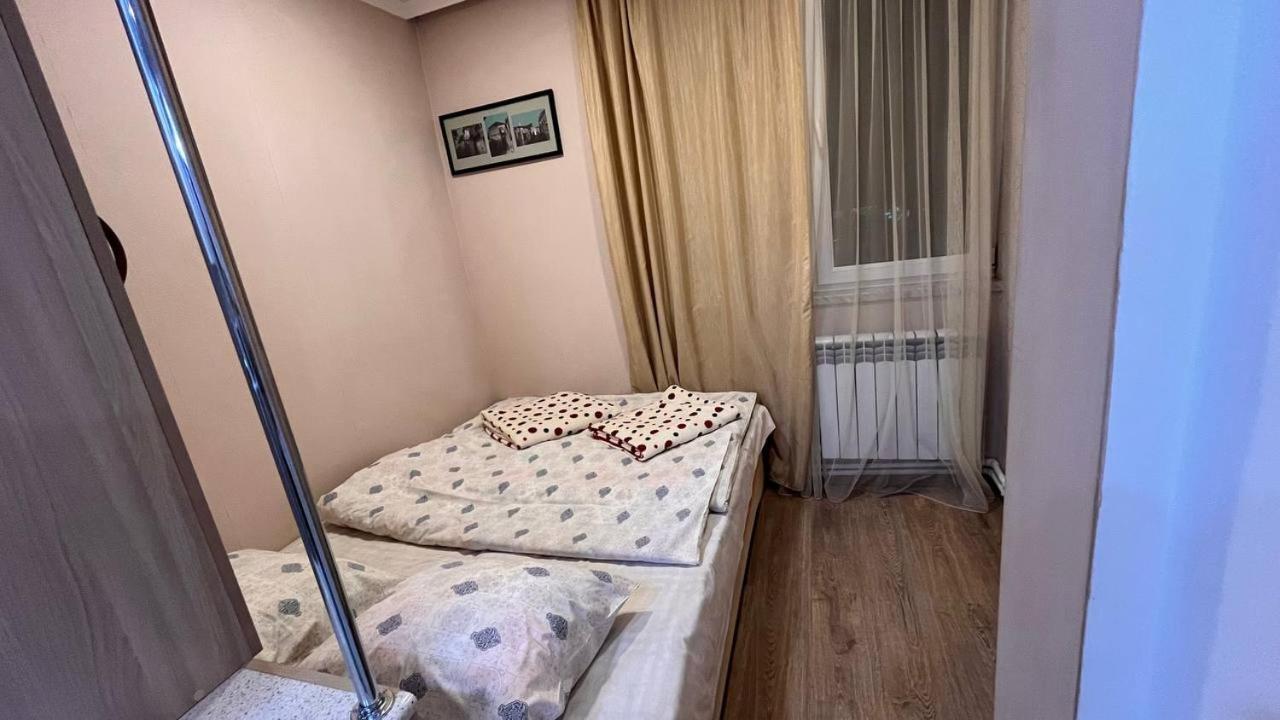 Apartment Ani Vagharshapat Bagian luar foto