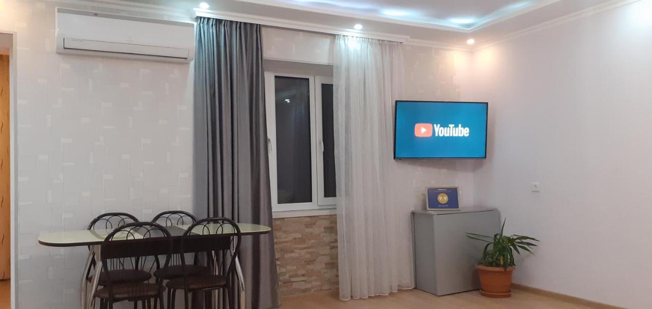 Apartment Ani Vagharshapat Bagian luar foto